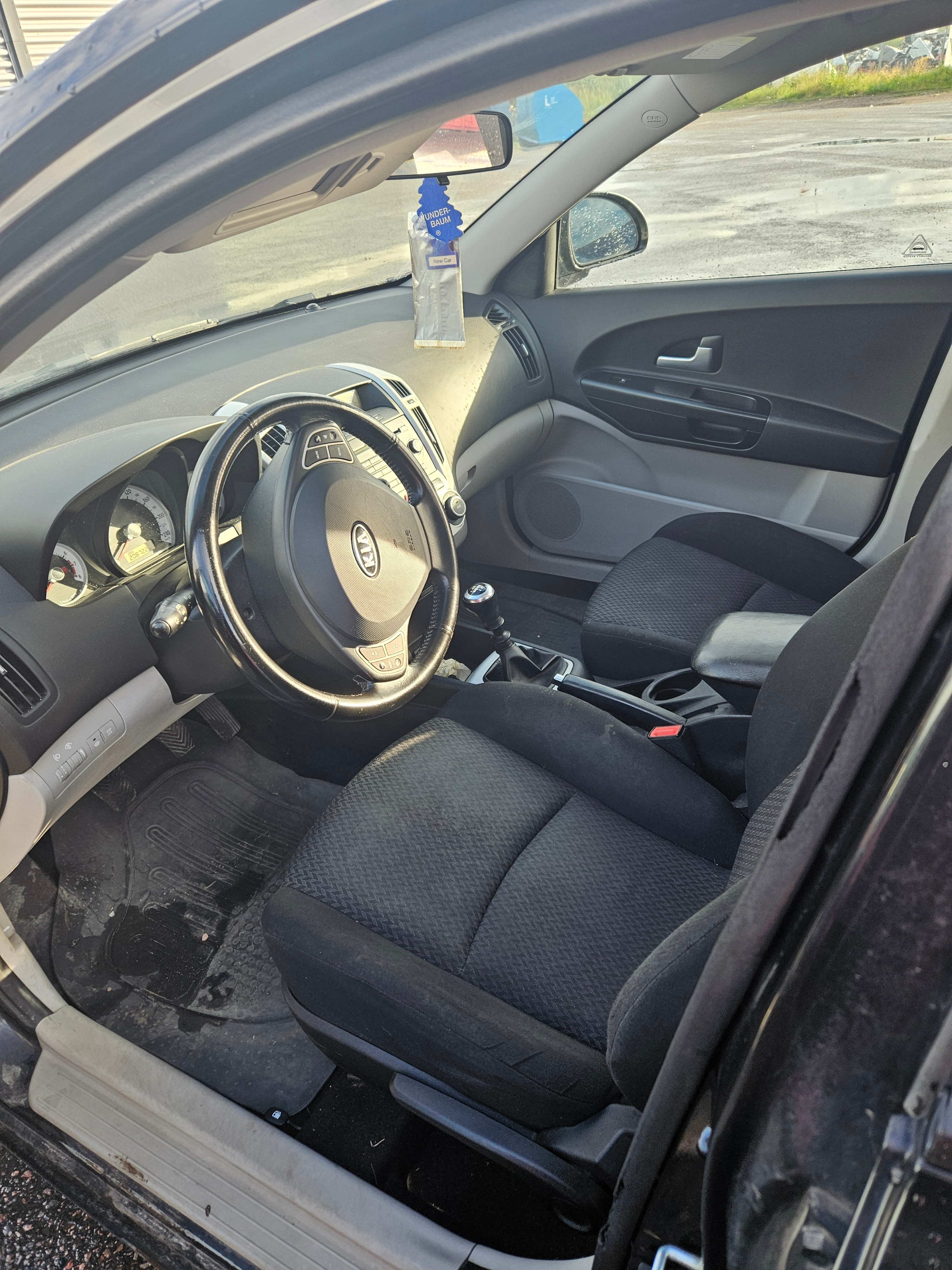 Kia Ceed 1.6 2007, bild 3/3