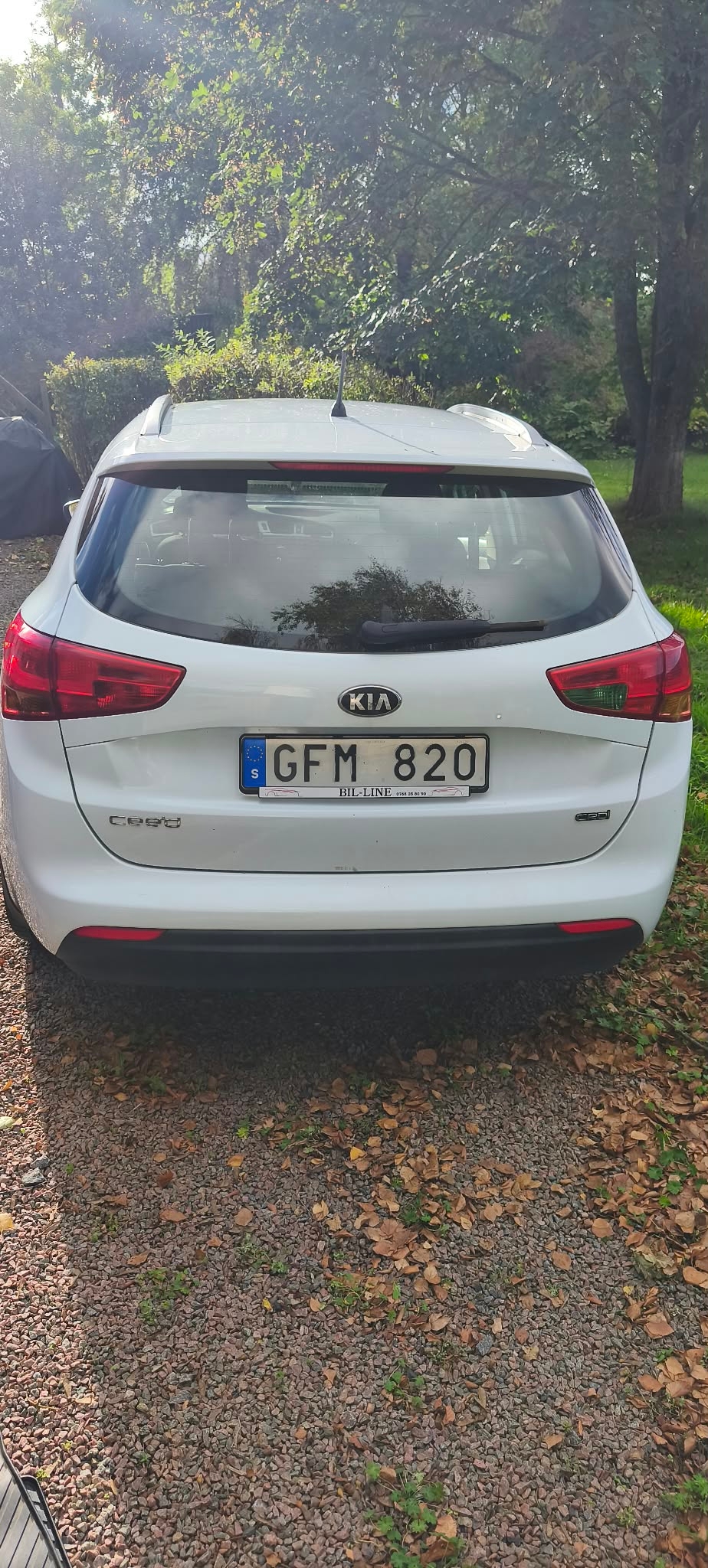 Kia Ceed 1.4 CRDi 90 2014, bild 4/6