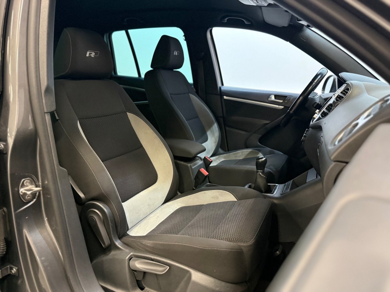 Volkswagen Tiguan 2.0 TDI R-Line 2015, bild 5/10