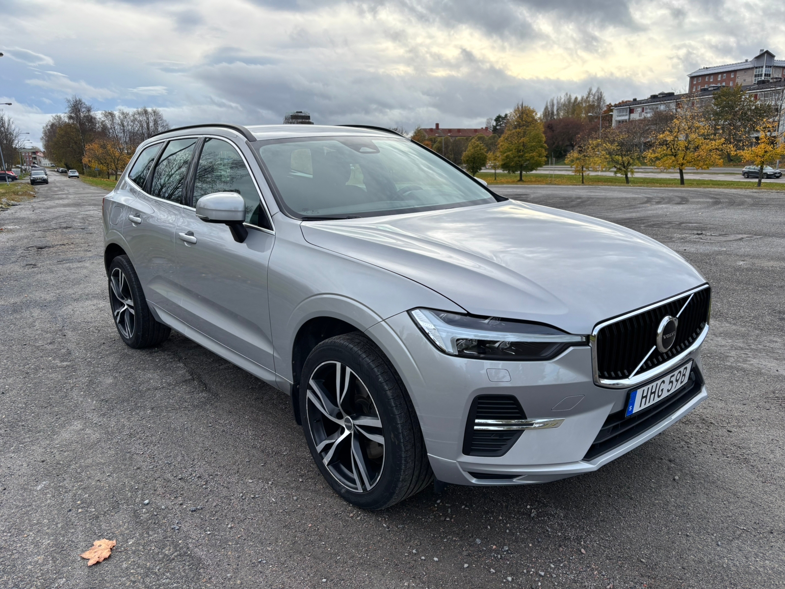 Volvo XC60 B4 Diesel 2022, photo 2/10