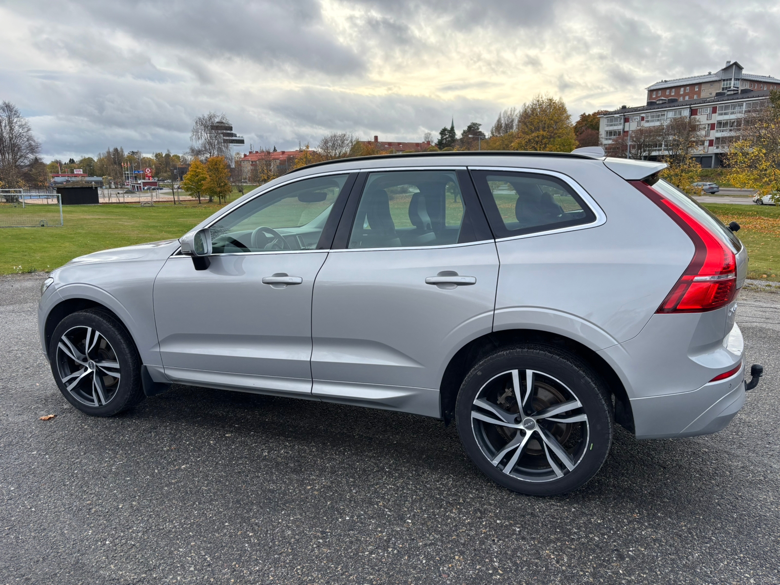 Volvo XC60 B4 Diesel 2022, photo 6/10