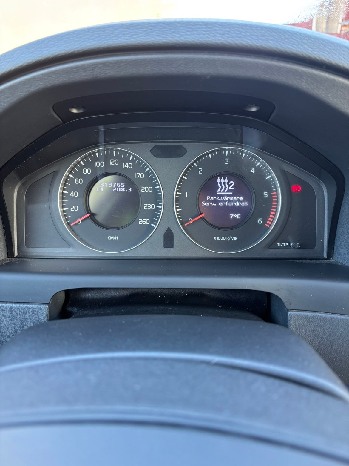 Volvo V70 2010, photo 5/6