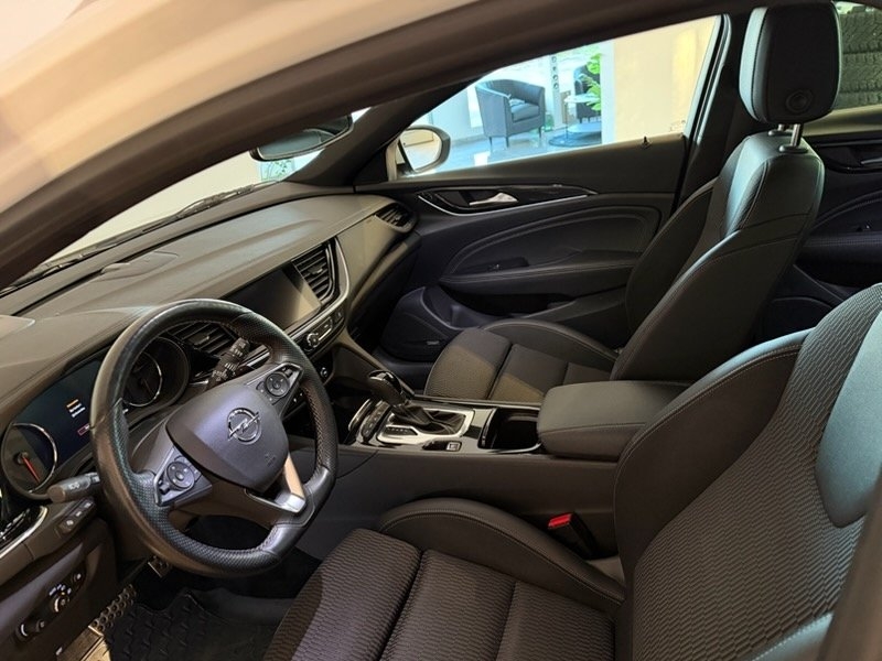 Opel Insignia 2.0 Turbo Business 2018, bild 6/8