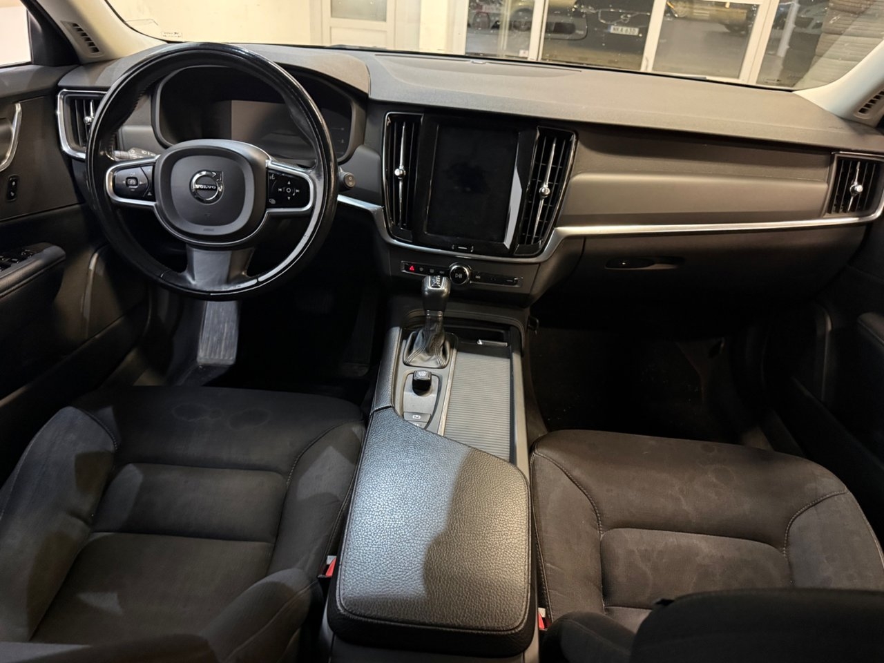 Volvo V90 D4 2018, bild 4/10