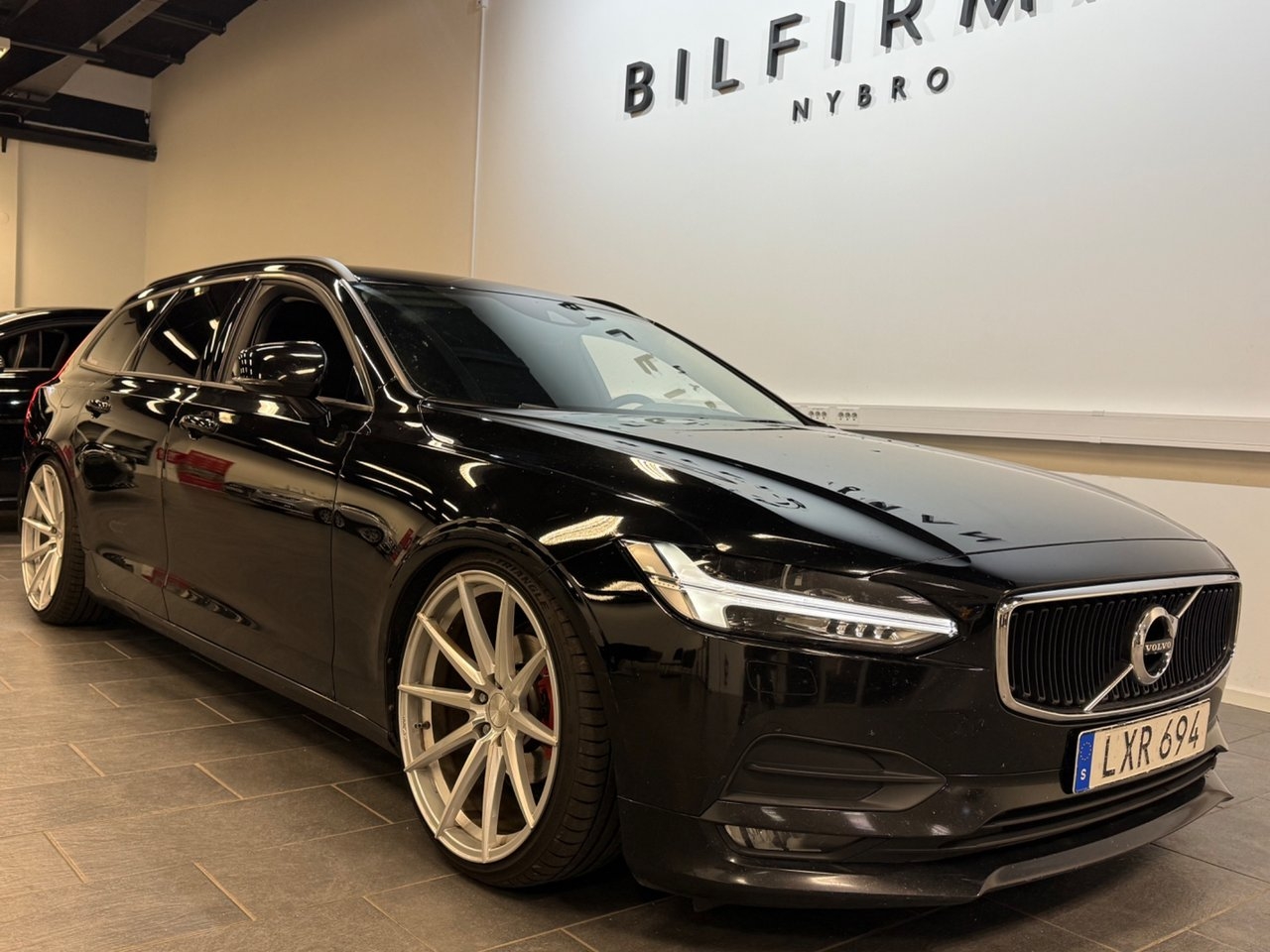 Volvo V90 D4 2018, bild 2/10