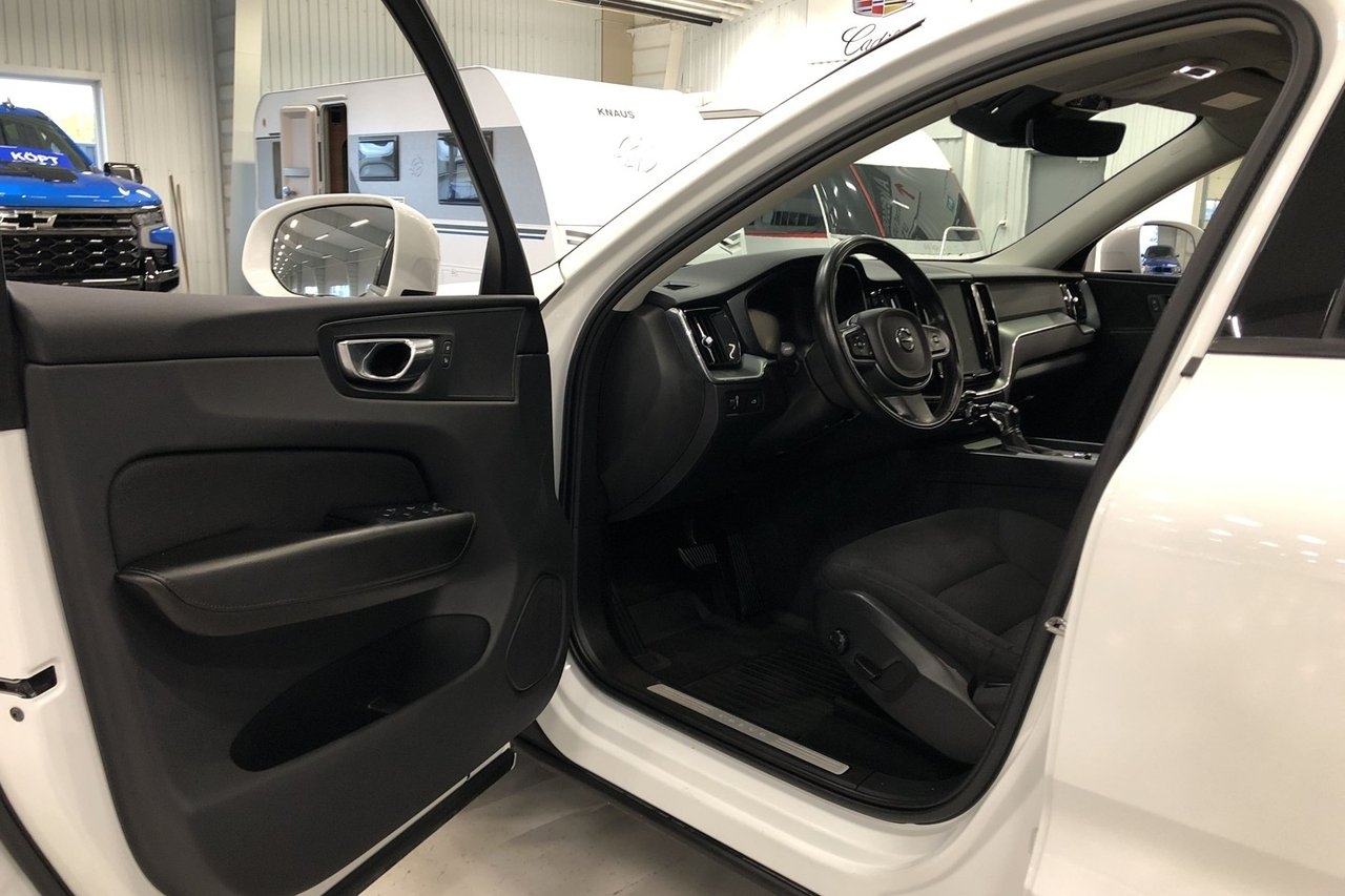 Volvo XC60 D4 2019, bild 6/10