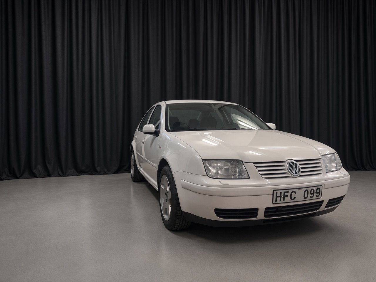 Volkswagen Bora 1.6 Trendline 1999, bild 2/10