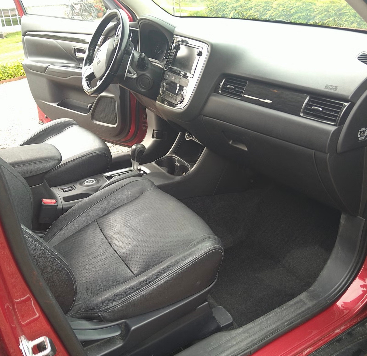 Mitsubishi Outlander 2.2 DI-D 2016, bild 3/6
