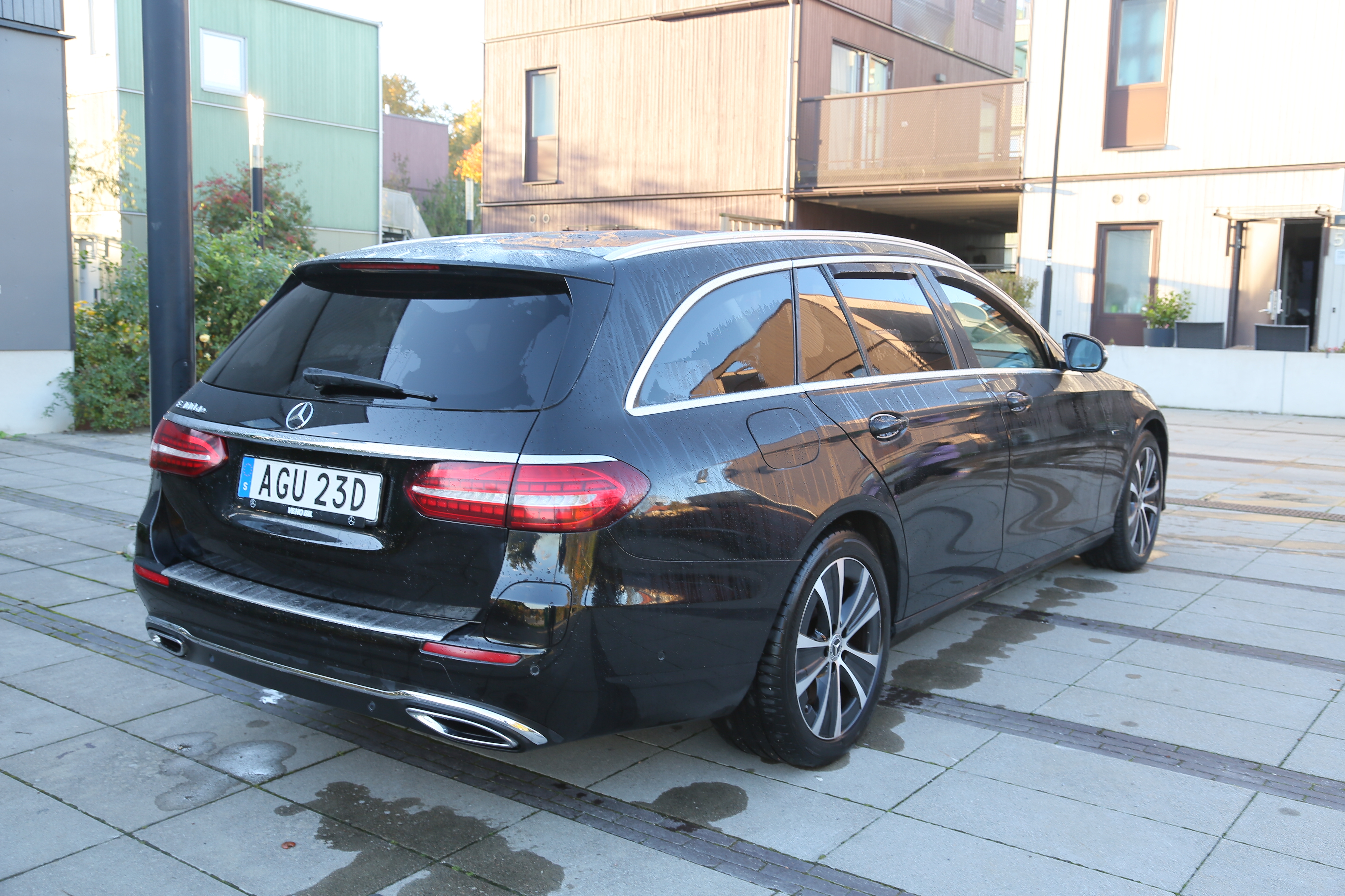 Mercedes-Benz E 300 de 2021, bild 2/6