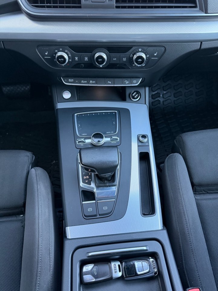 Audi Q5 2.0 TDI 2017, bild 6/10