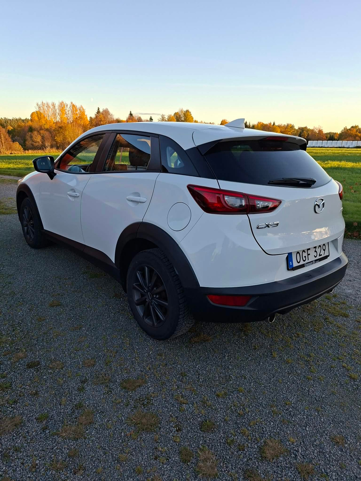 Mazda CX-3 2016, bild 2/5