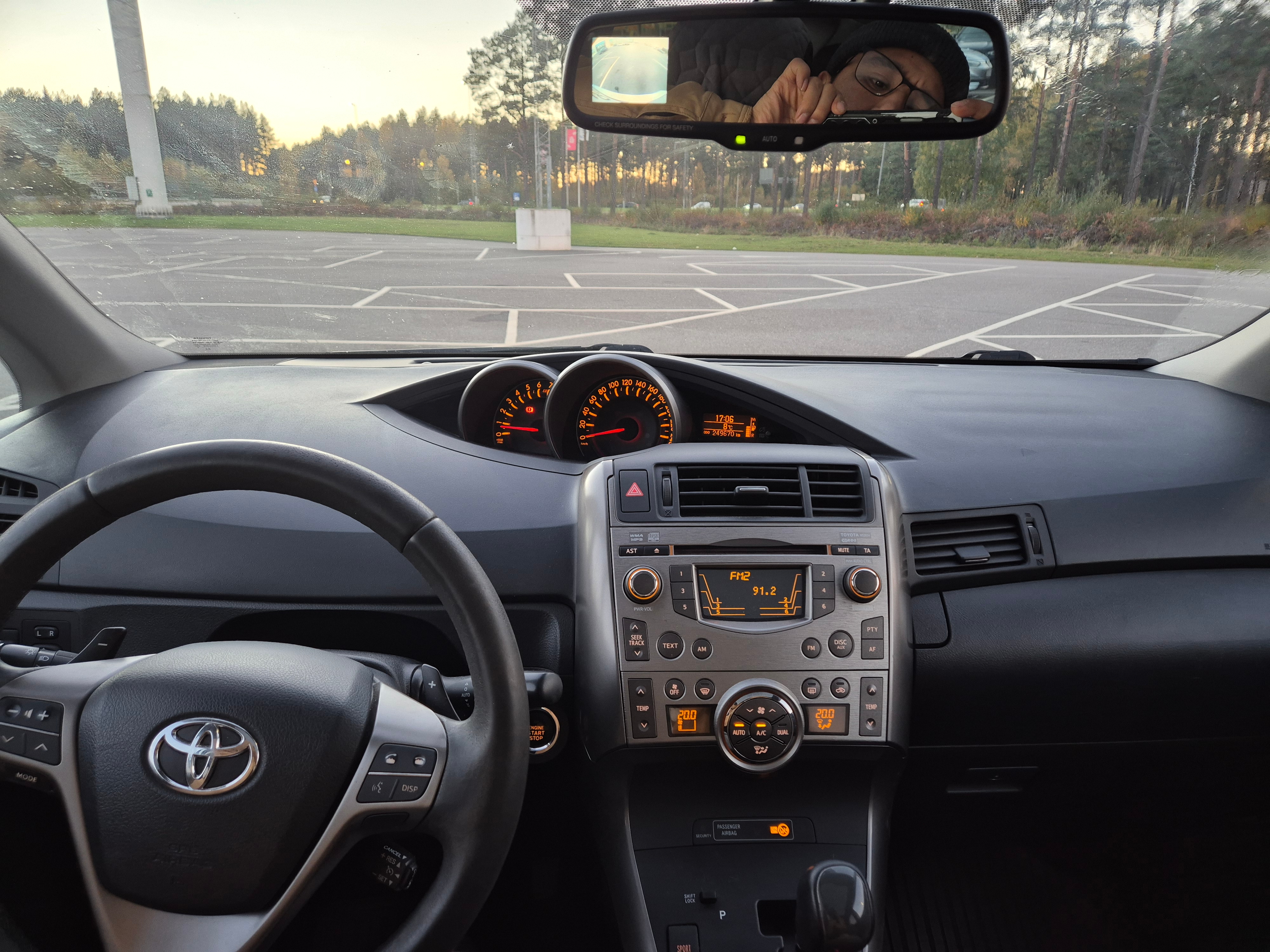 Toyota Verso 1.8 2009, bild 4/6