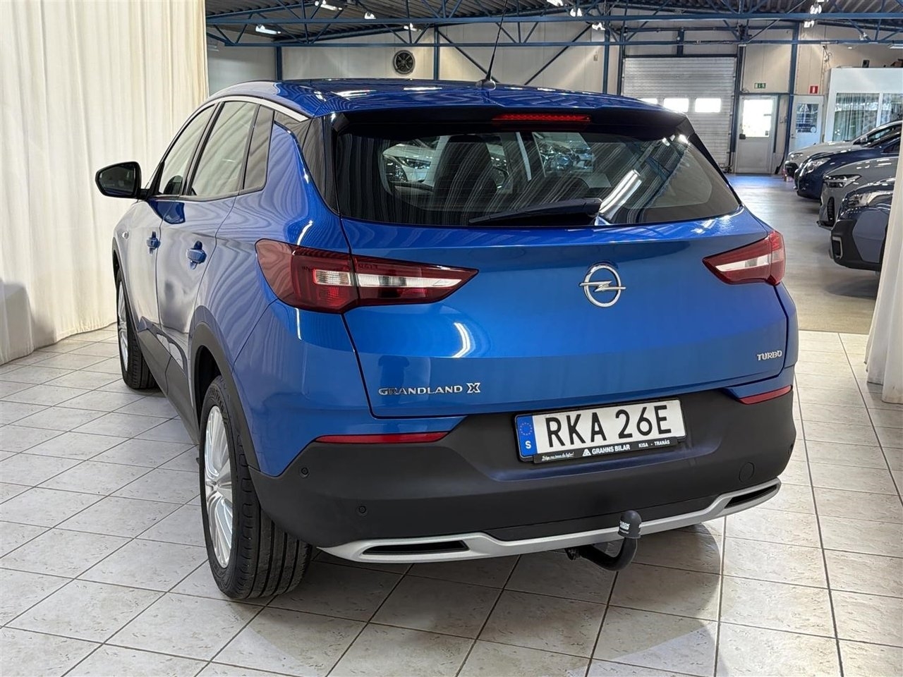 Opel Grandland X 1.6 Turbo 2019, kuva 4/10