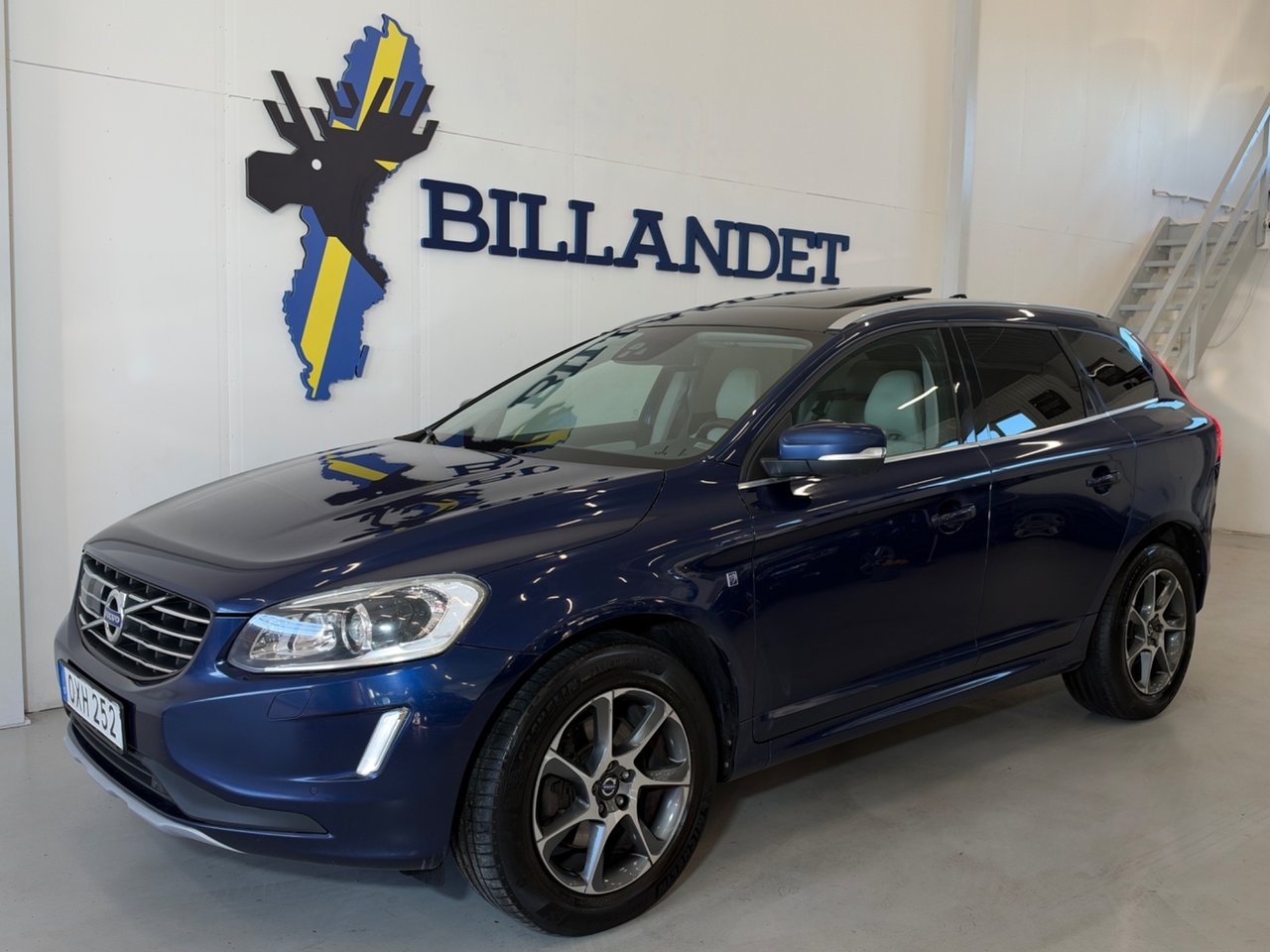 Volvo XC60 D5 Ocean Race Pro 2016, bild 2/10