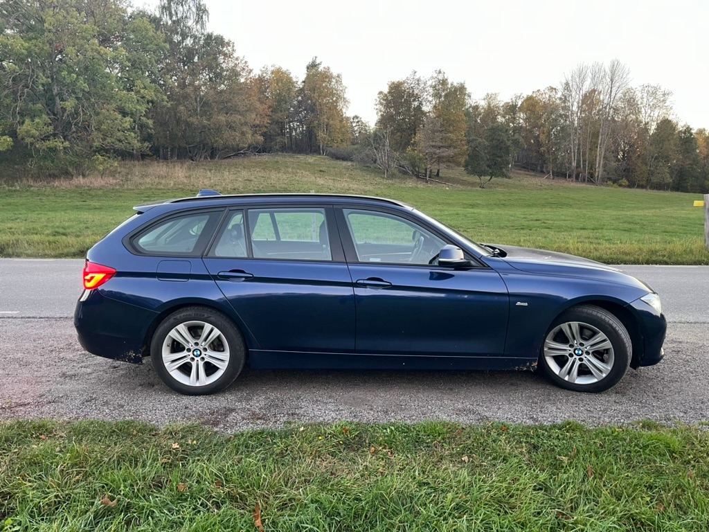 BMW 320d Sport Line 2016, bild 5/10