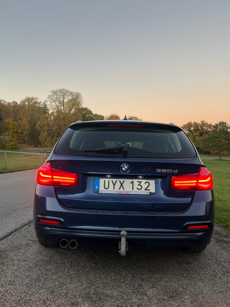 BMW 320d Sport Line 2016, bild 2/10