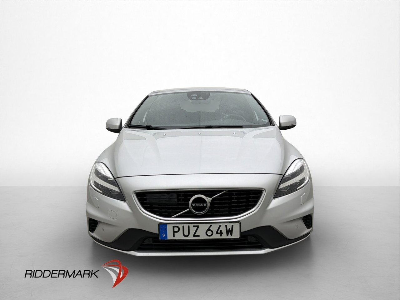 Volvo V40 D3 R Design 2019, bild 2/10