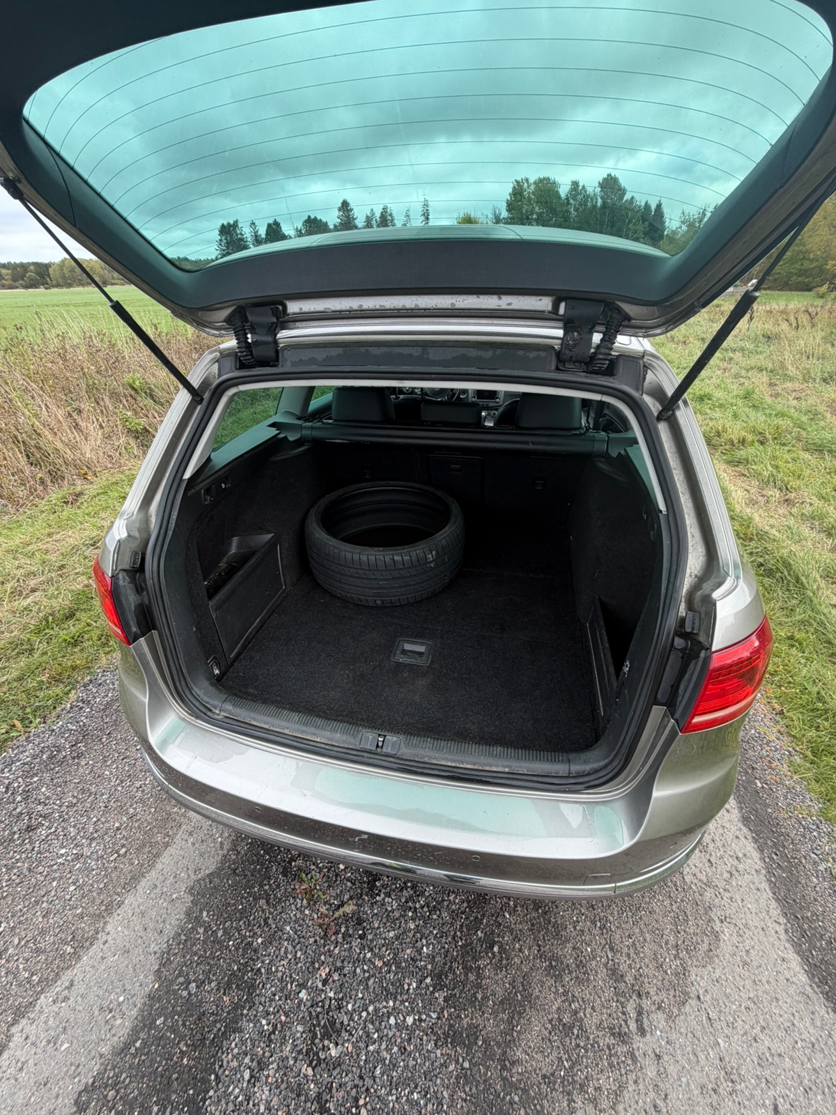 Volkswagen Passat 2.0 TDI 2013, bild 7/9