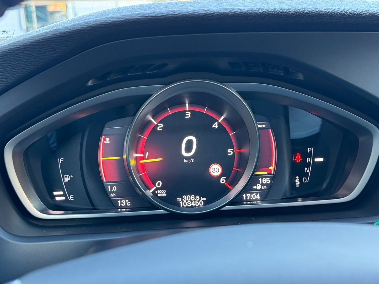 Volvo V40 Cross Country D3 2017, photo 9/10