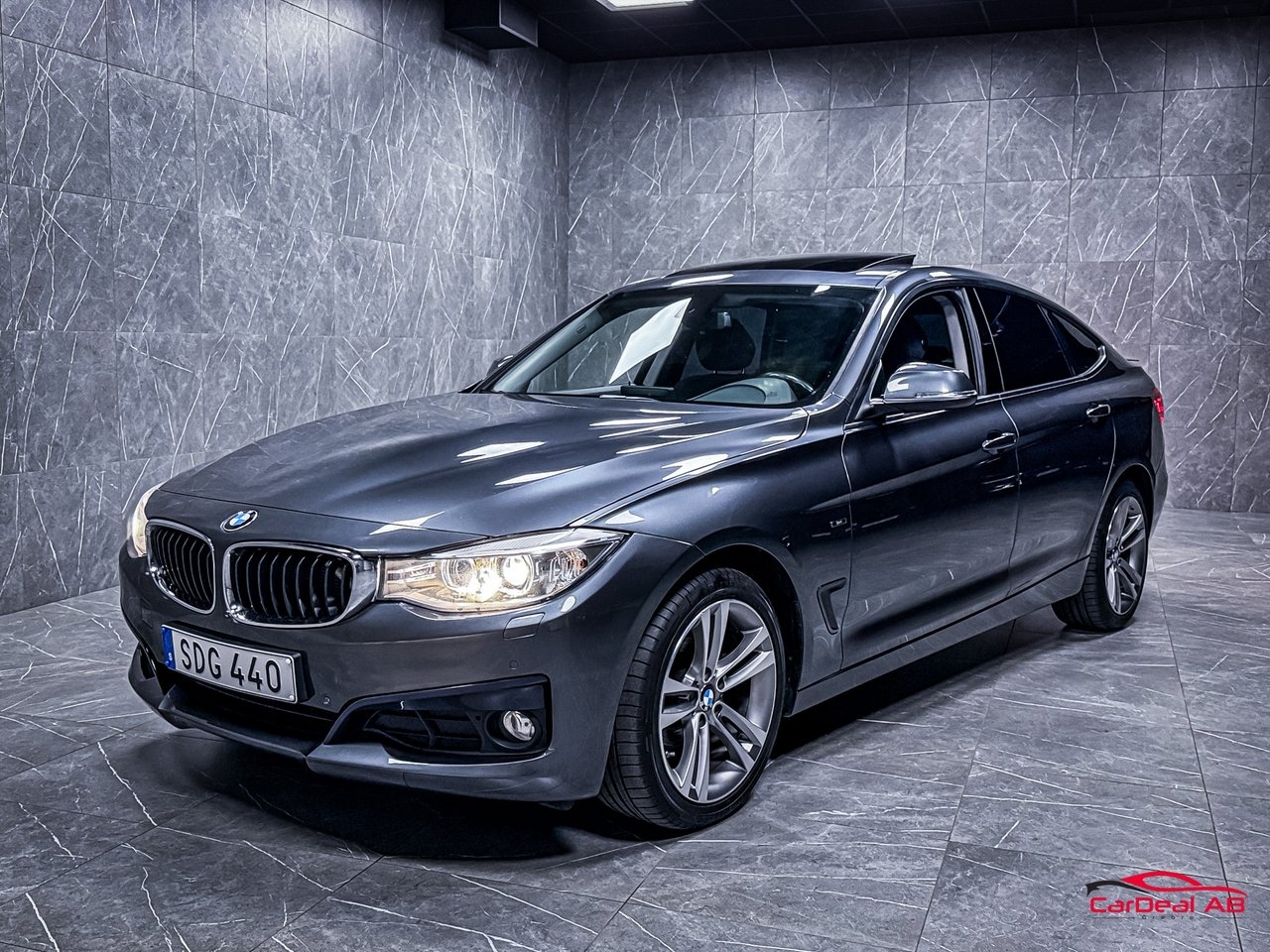 BMW 320d Sport Line 2015, bild 4/10