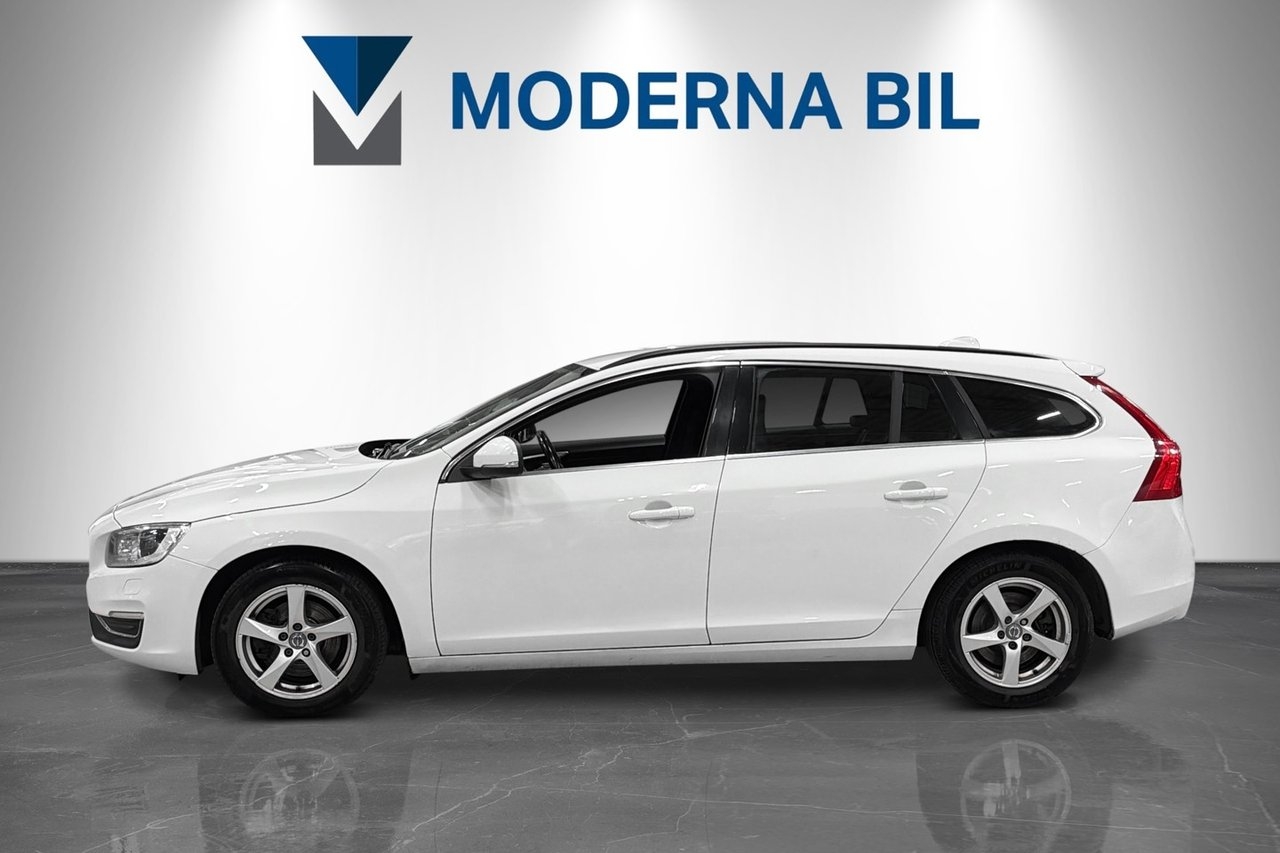 Volvo V60 D4 Momentum Business Edition 2016, bild 2/10