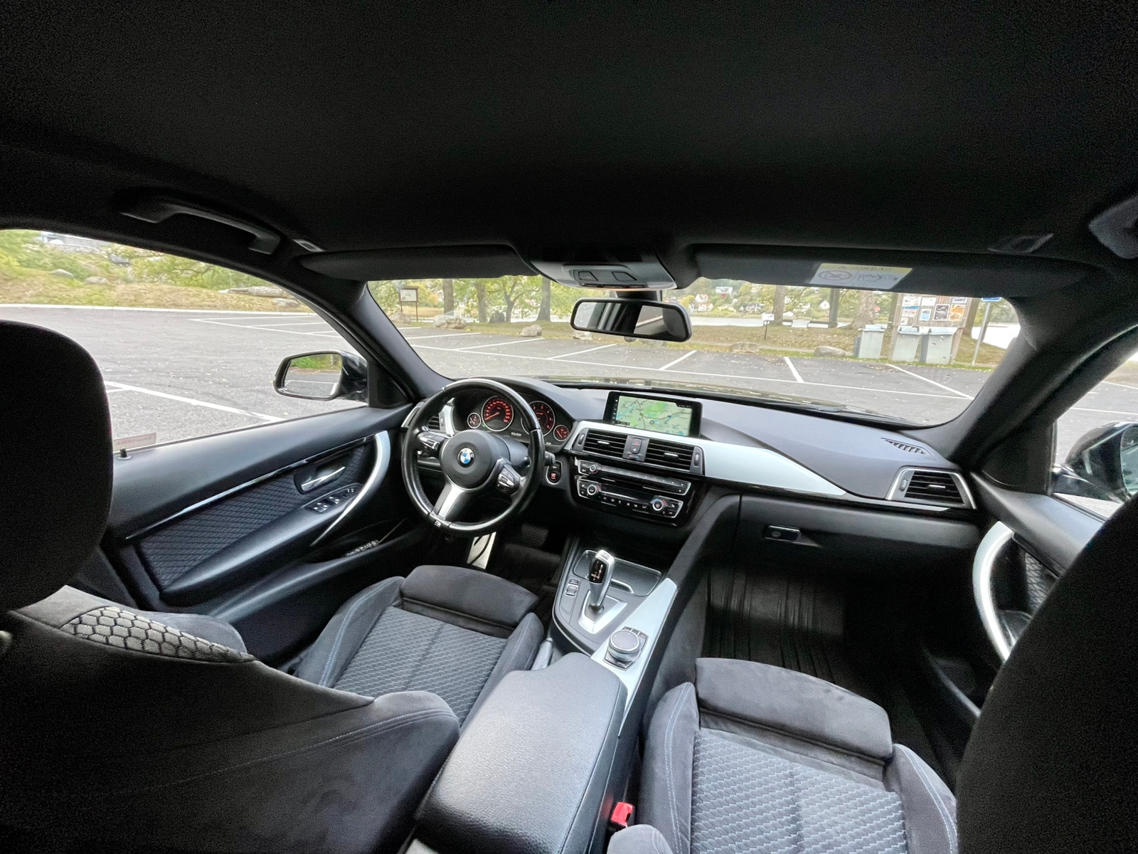 BMW 318d M Sport 2017, bild 6/10