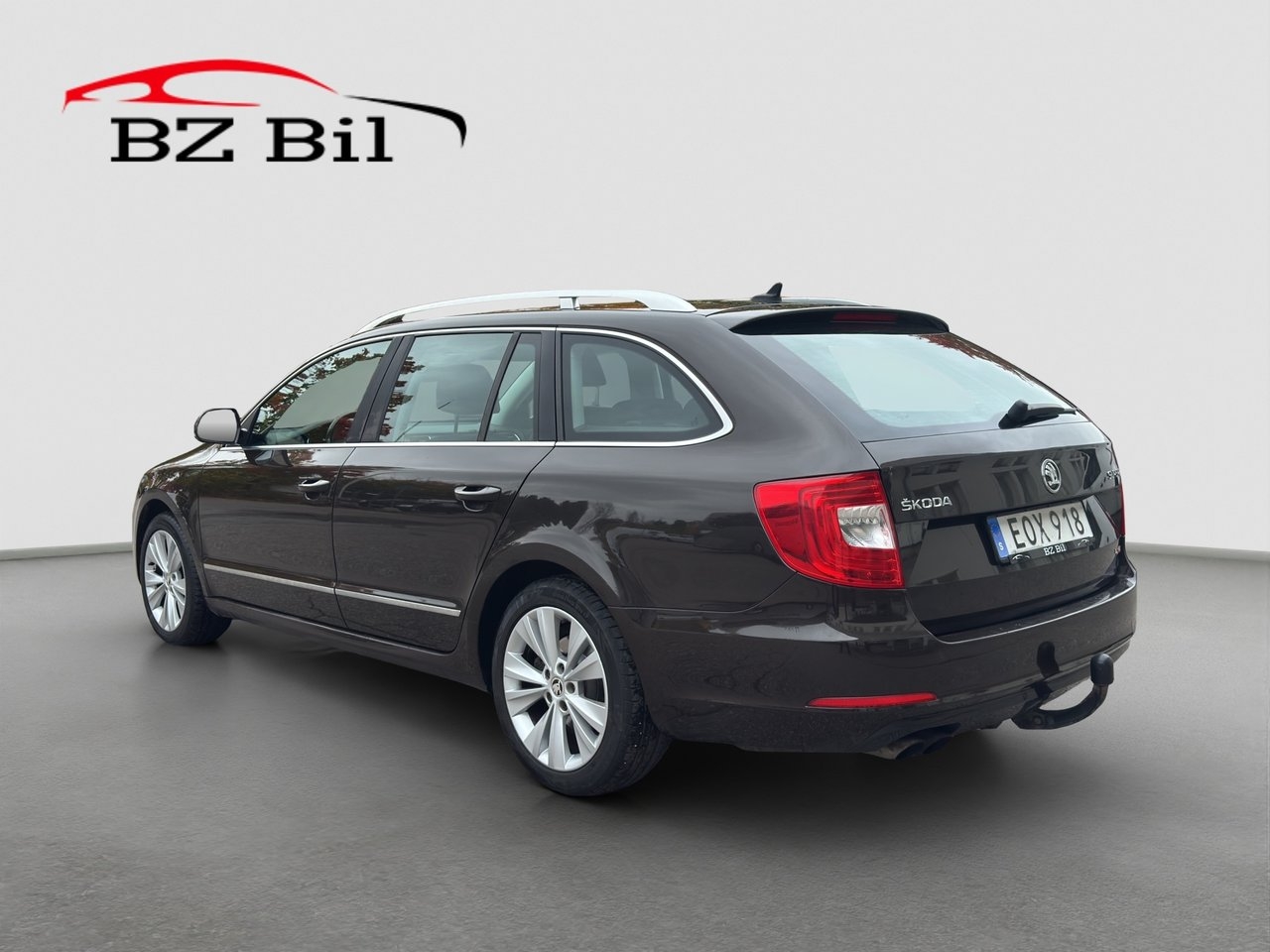 Skoda Superb 2.0 TDI Elegance 2015, bild 3/10