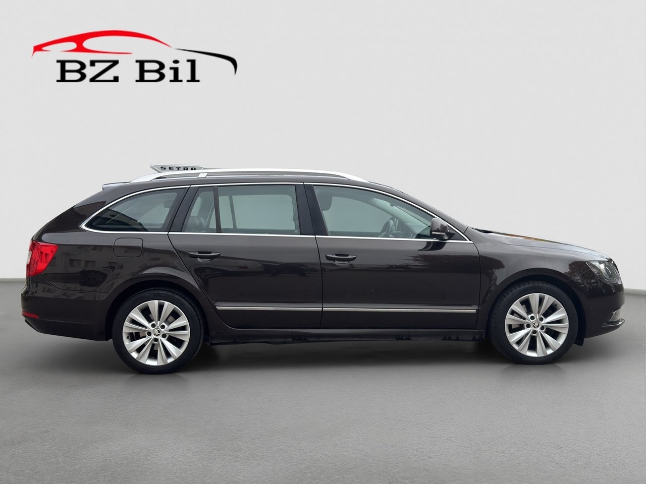 Skoda Superb 2.0 TDI Elegance 2015, bild 6/10
