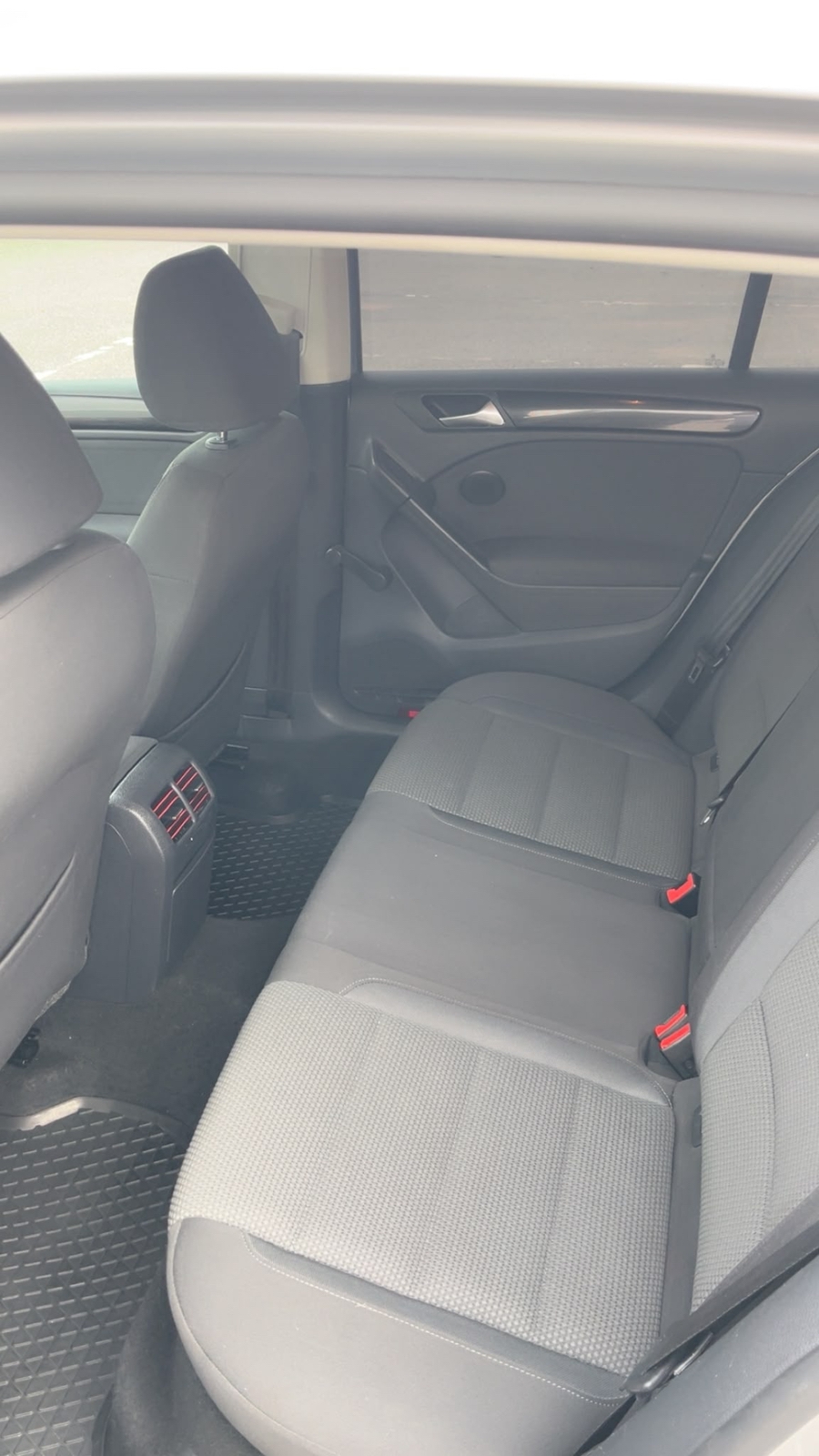 Volkswagen Golf 1.6 TDI 2012, bild 6/10