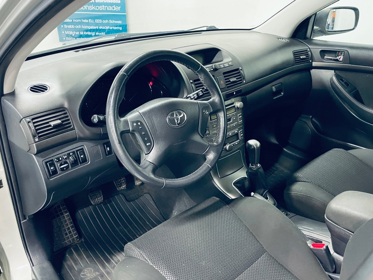 Toyota Avensis 2.0 2005, bild 5/10