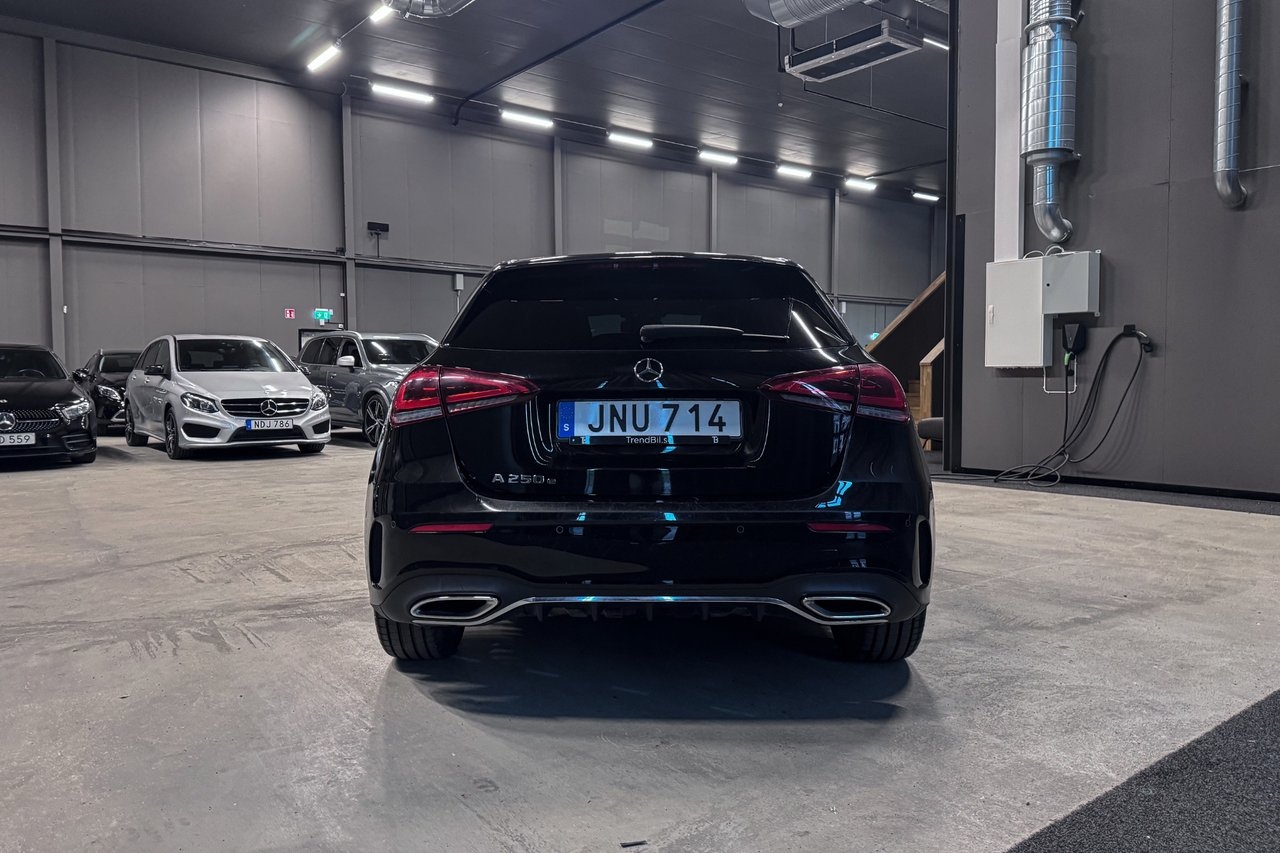 Mercedes-Benz A 250 e AMG Line 2021, bild 5/10