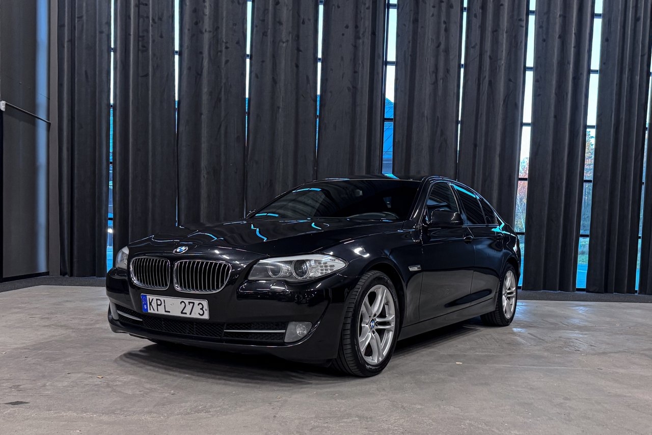 BMW 523i 2010, bild 2/10