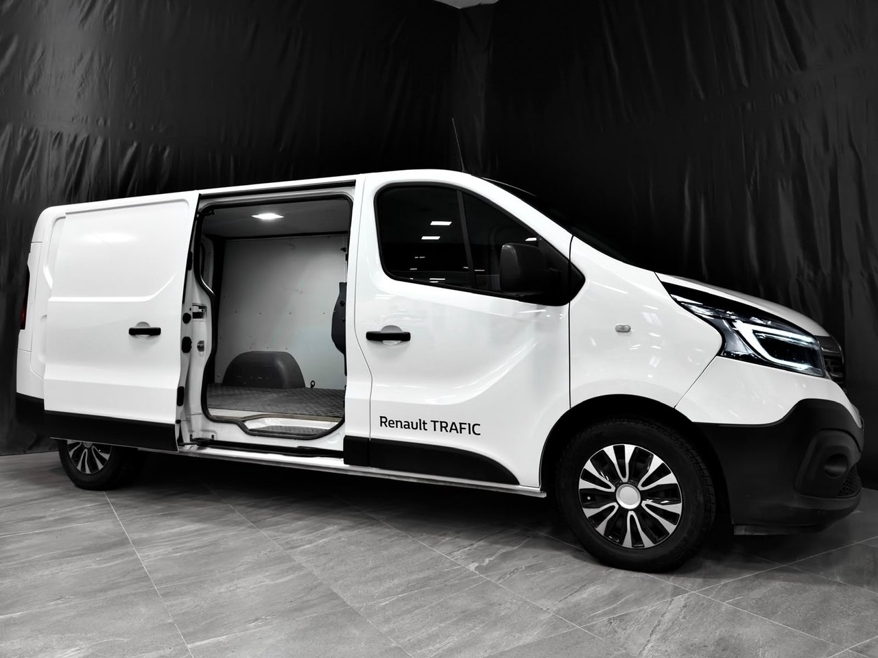 Renault Trafic dCi 145 2020, bild 7/10