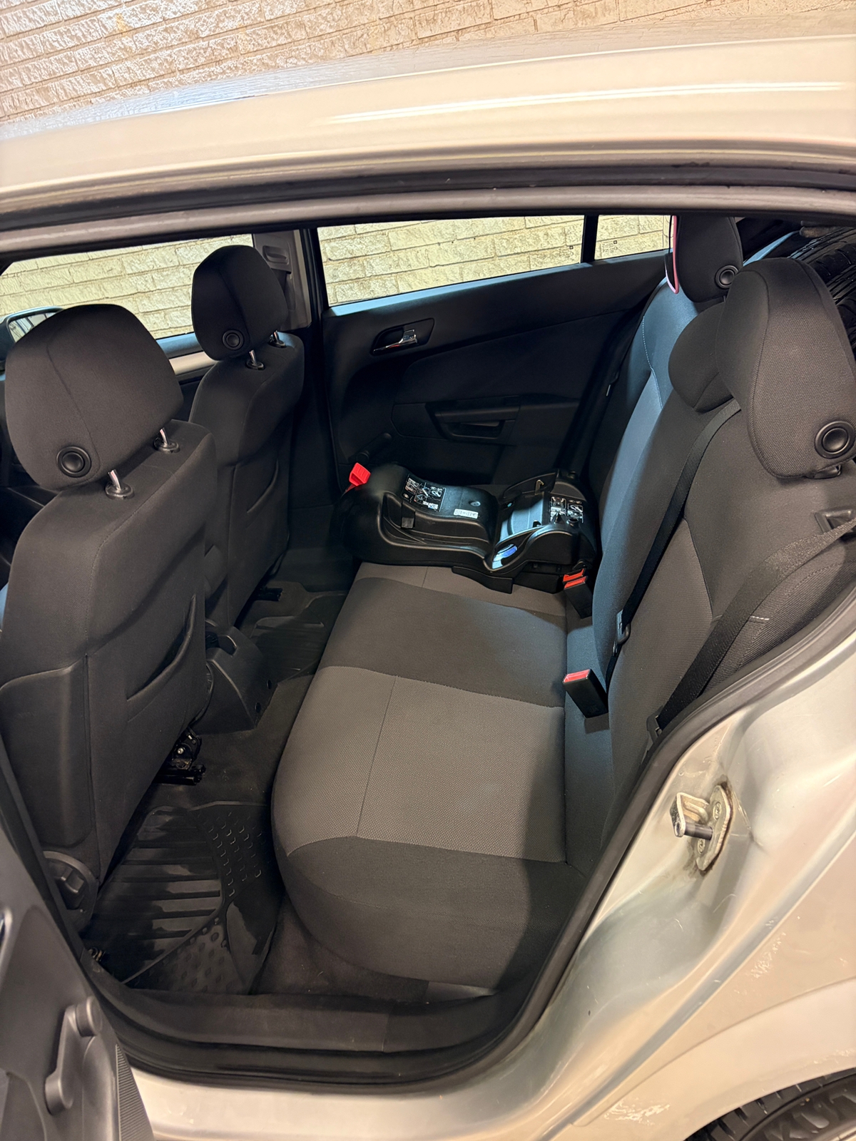 Opel Astra 1.6 2008, bild 6/10