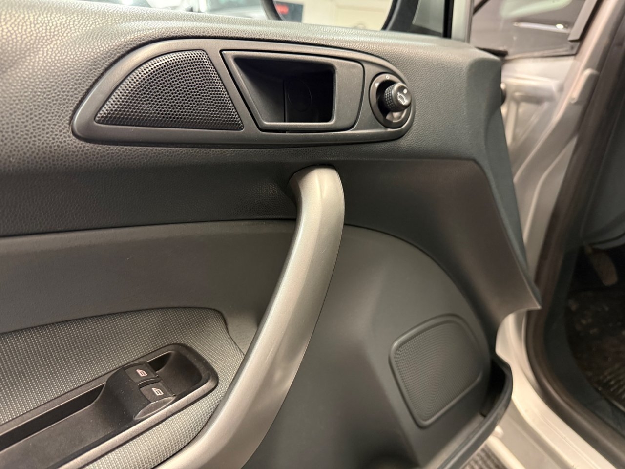 Ford Fiesta 1.25 Trend 2009, bild 7/10
