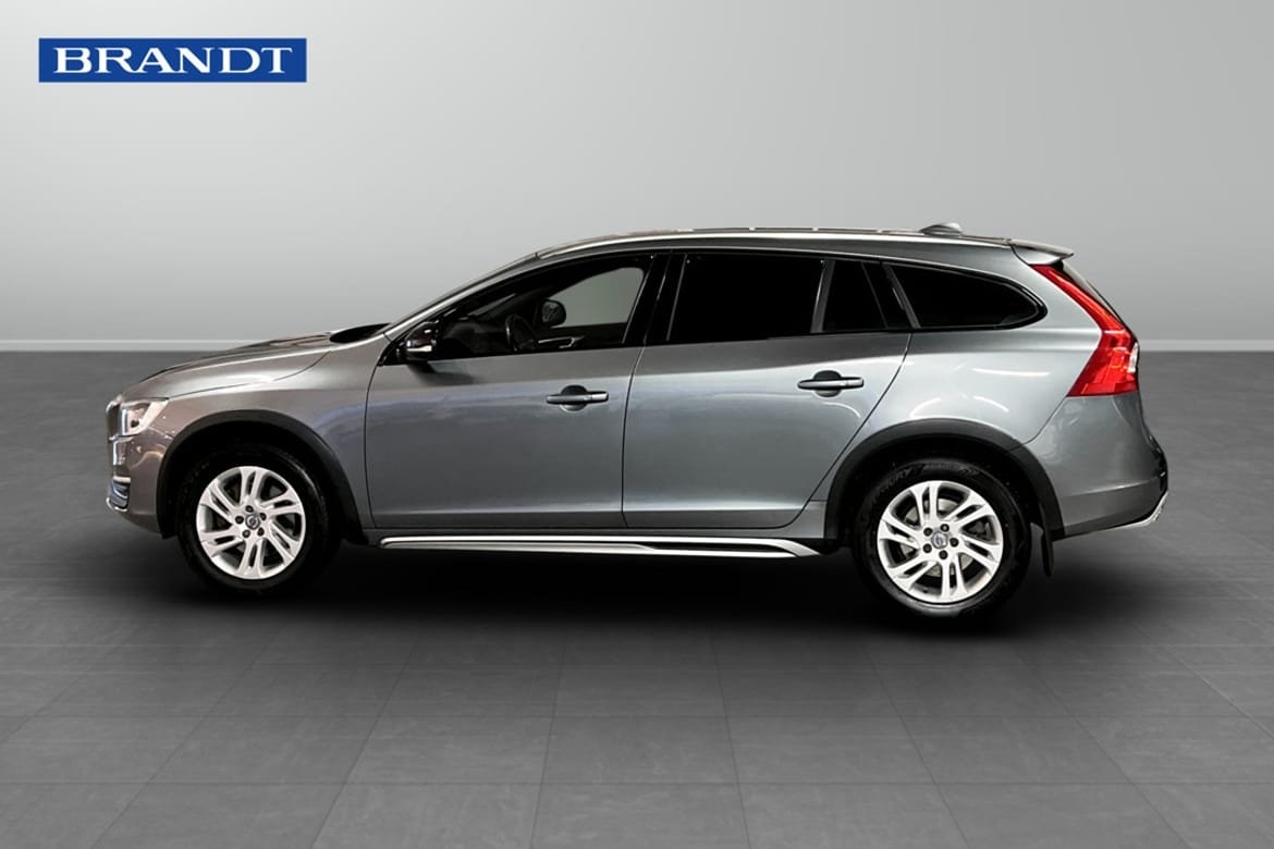 Volvo V60 Cross Country D3 2016, bild 3/9