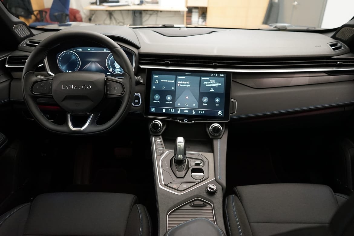 Lynk & Co 01 1.5TD PHEV More 2023, bild 6/10