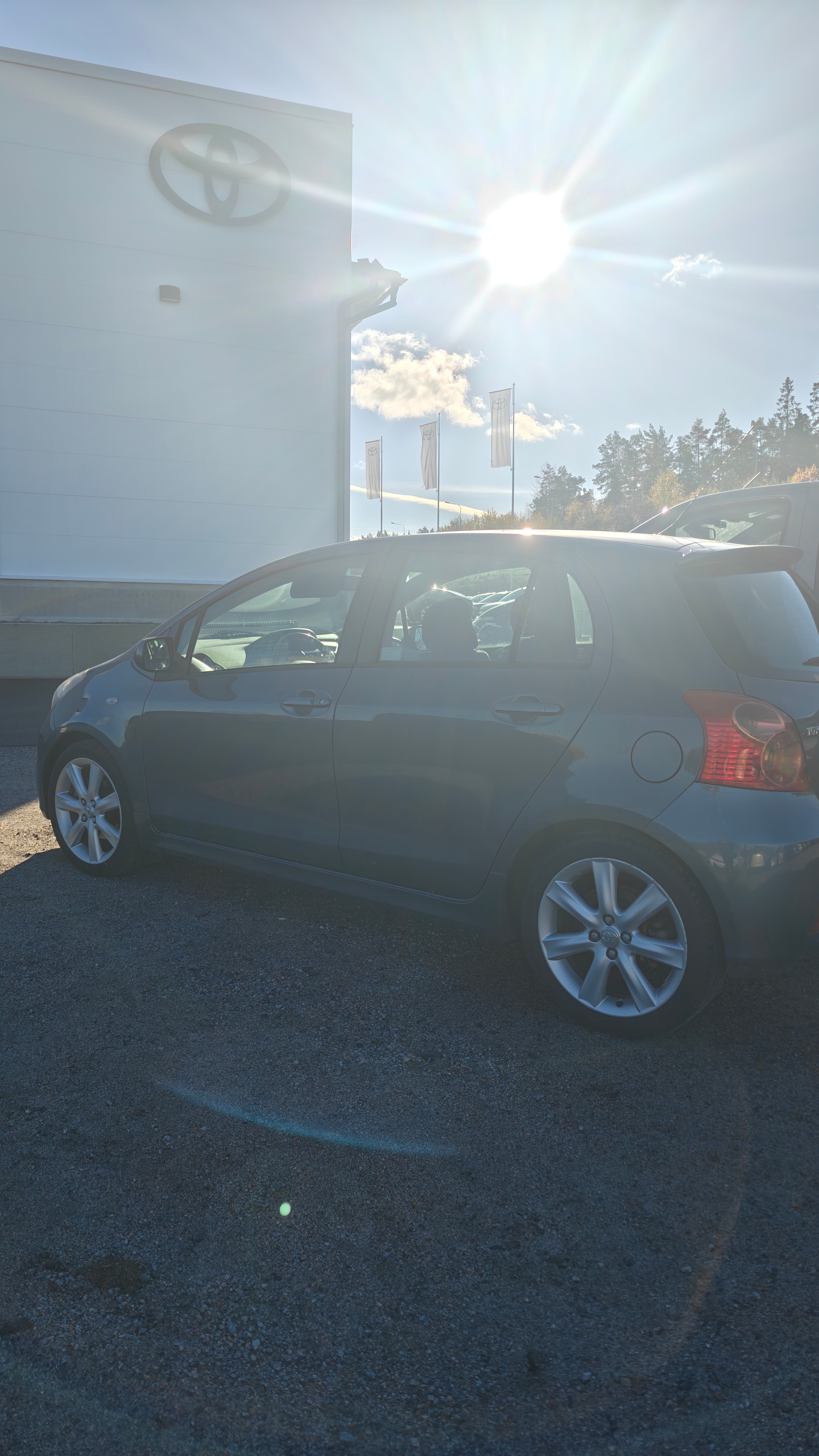 Toyota Yaris TS 2007, bild 3/5