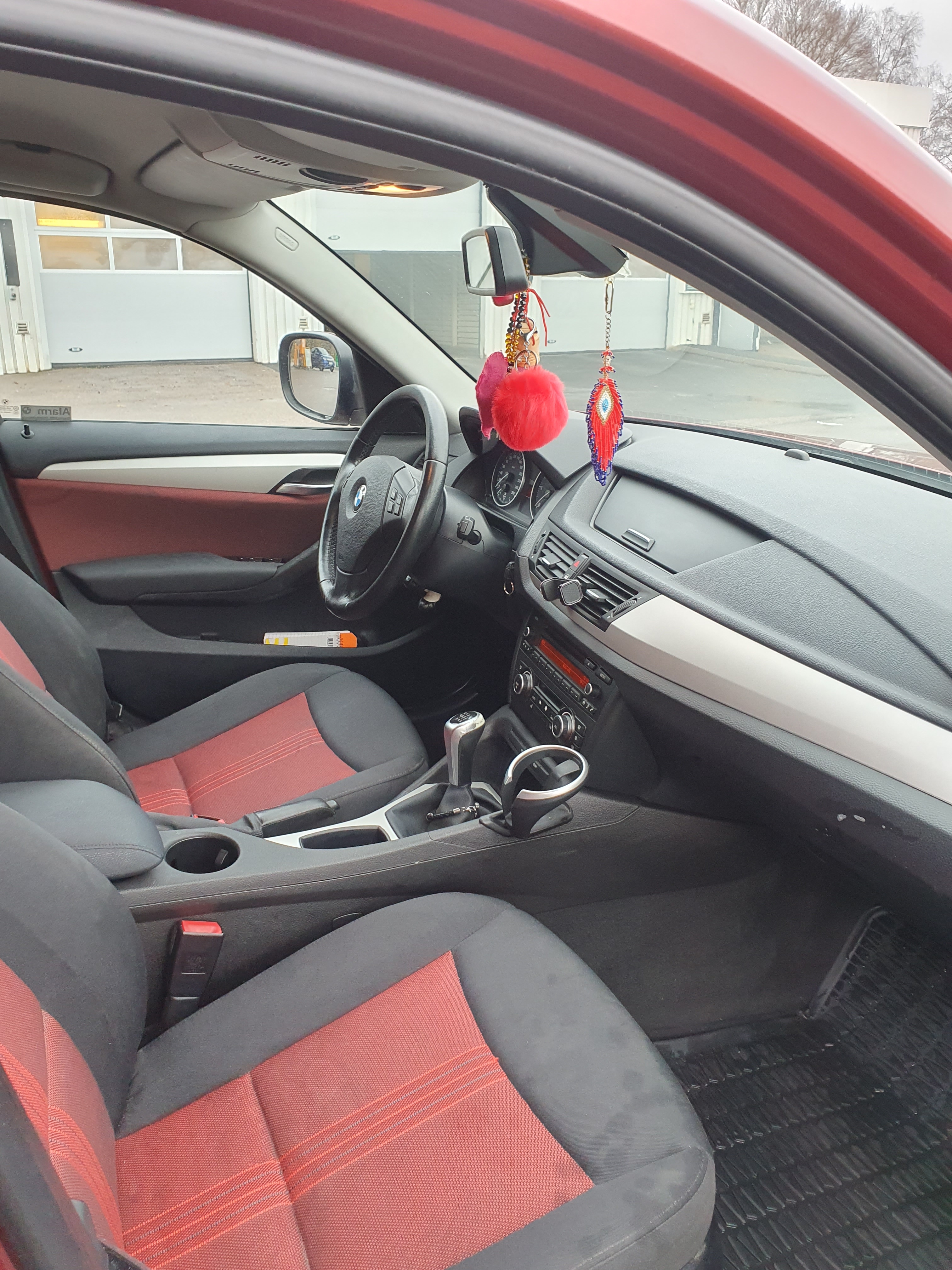 BMW X1 20d 2011, bild 2/7