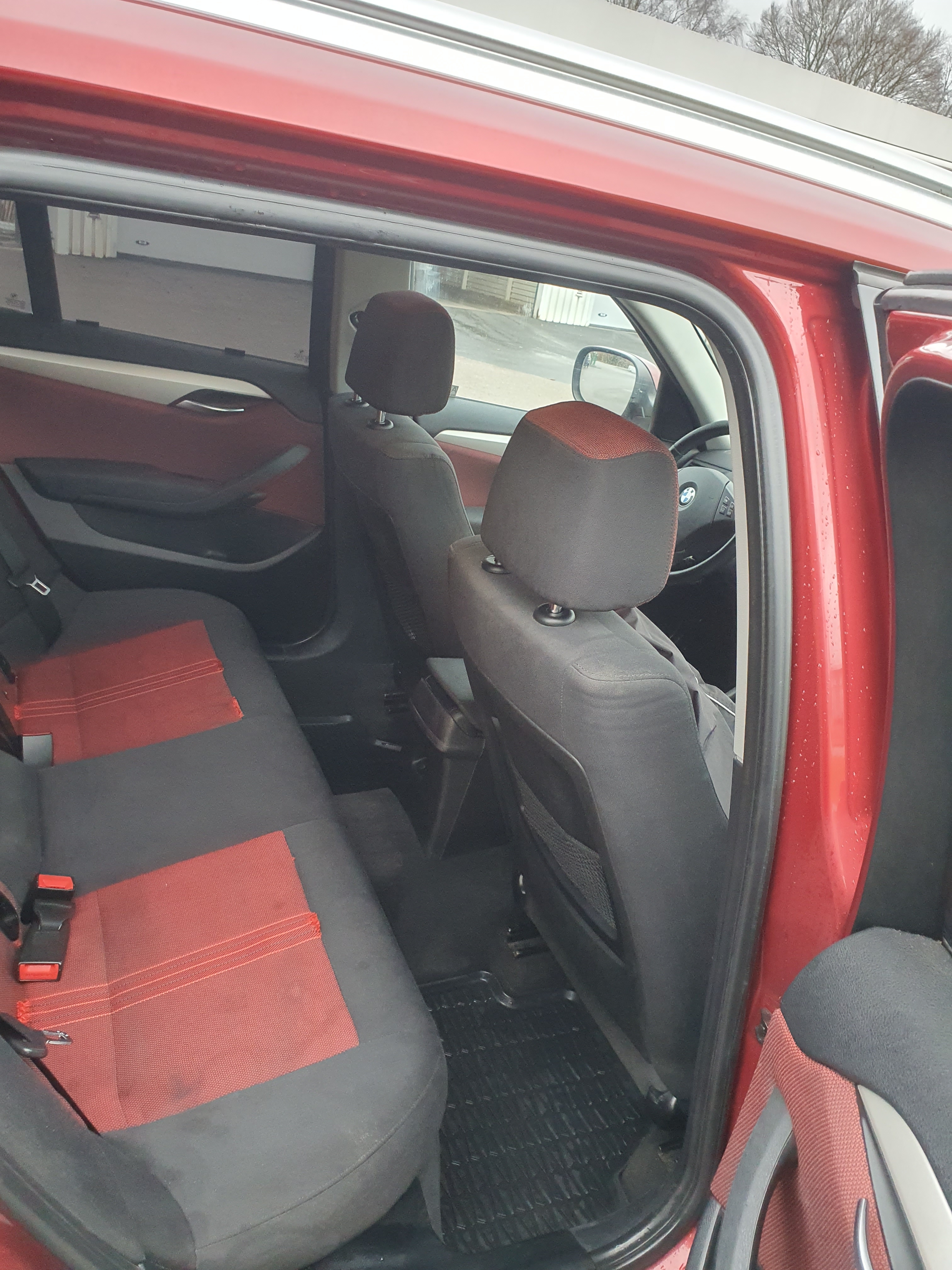 BMW X1 20d 2011, bild 3/7