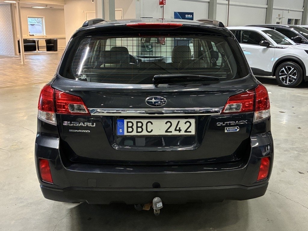Subaru Outback 2.0D Business 2014, photo 5/10