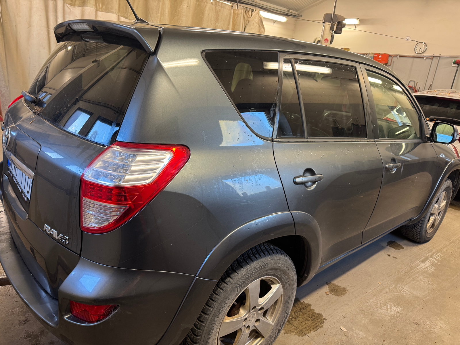 Toyota RAV4 2.2 D-4D 2010, bild 3/7