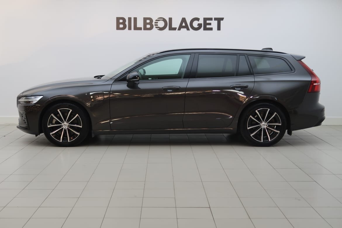 Volvo V60 T6 Plus Dark Nordic 2025, bild 2/10