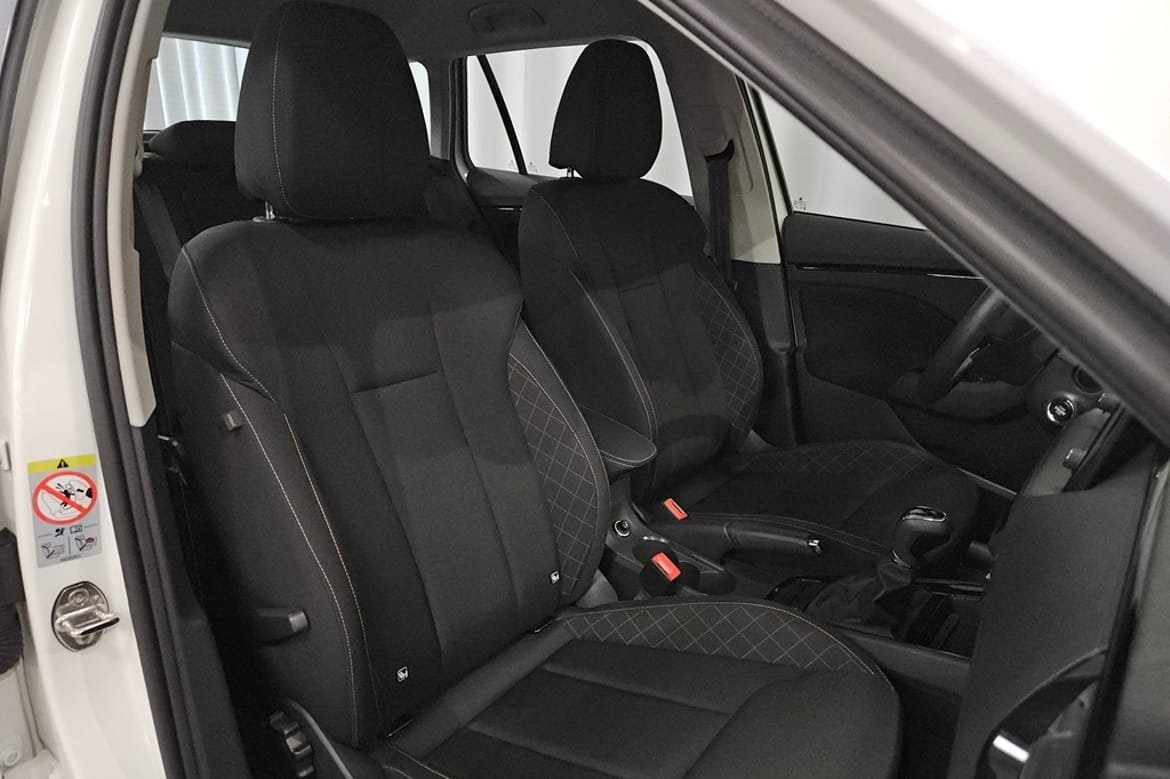 Skoda Kamiq 1.0 TSI Ambition 2023, photo 6/9