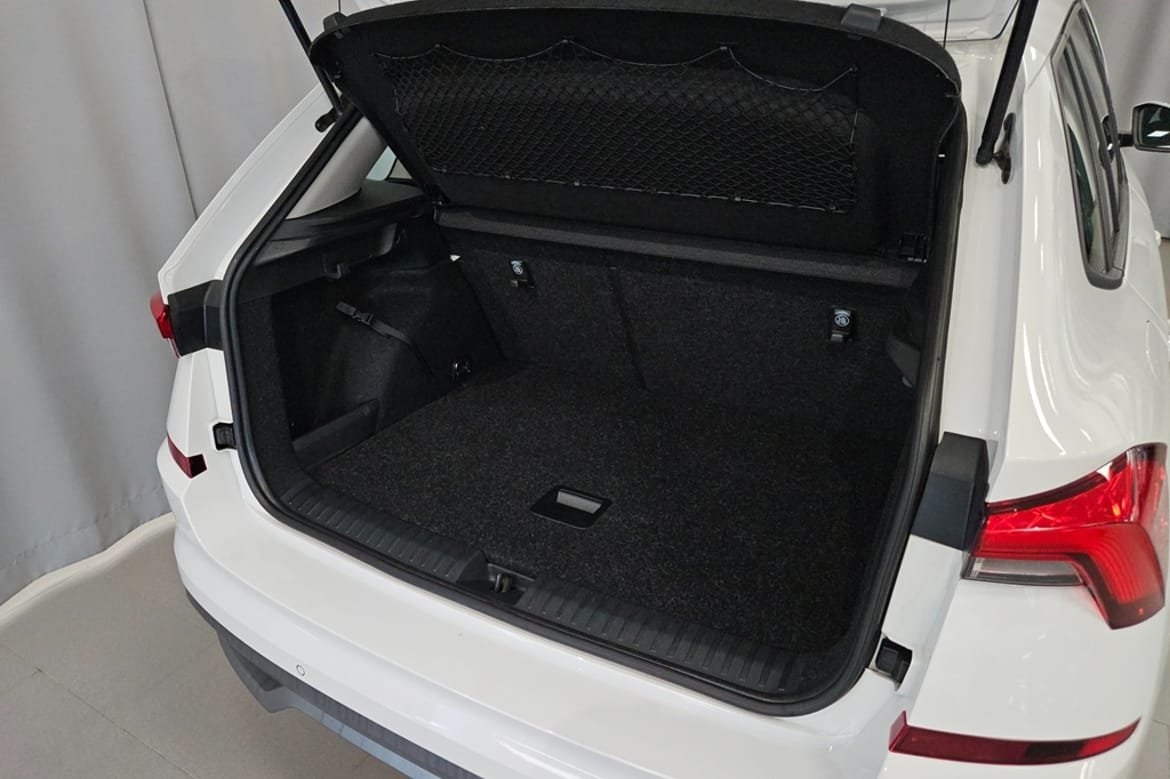 Skoda Kamiq 1.0 TSI Ambition 2023, kuva 9/9