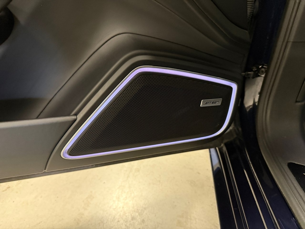 Porsche Panamera E-Hybrid 2024, photo 10/10