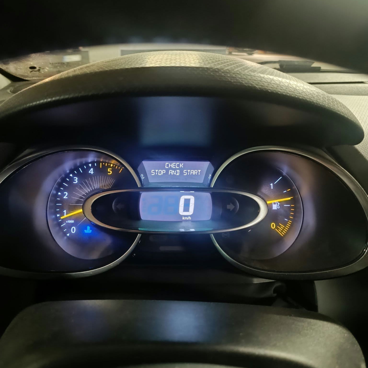 Renault Clio dCi 90 2016, bild 6/9