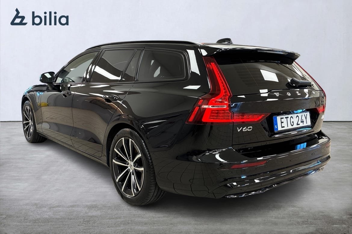 Volvo V60 Plus Dark 2023, bild 2/10