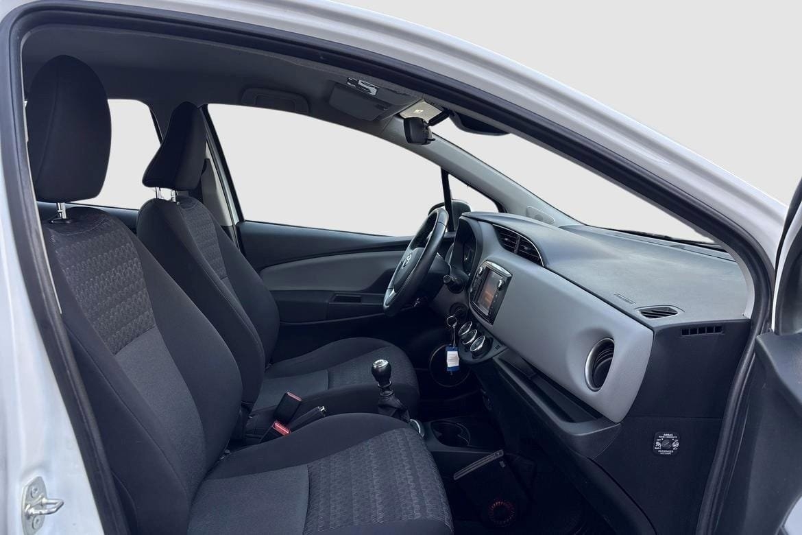 Toyota Yaris 1.33 Active 2016, bild 7/10