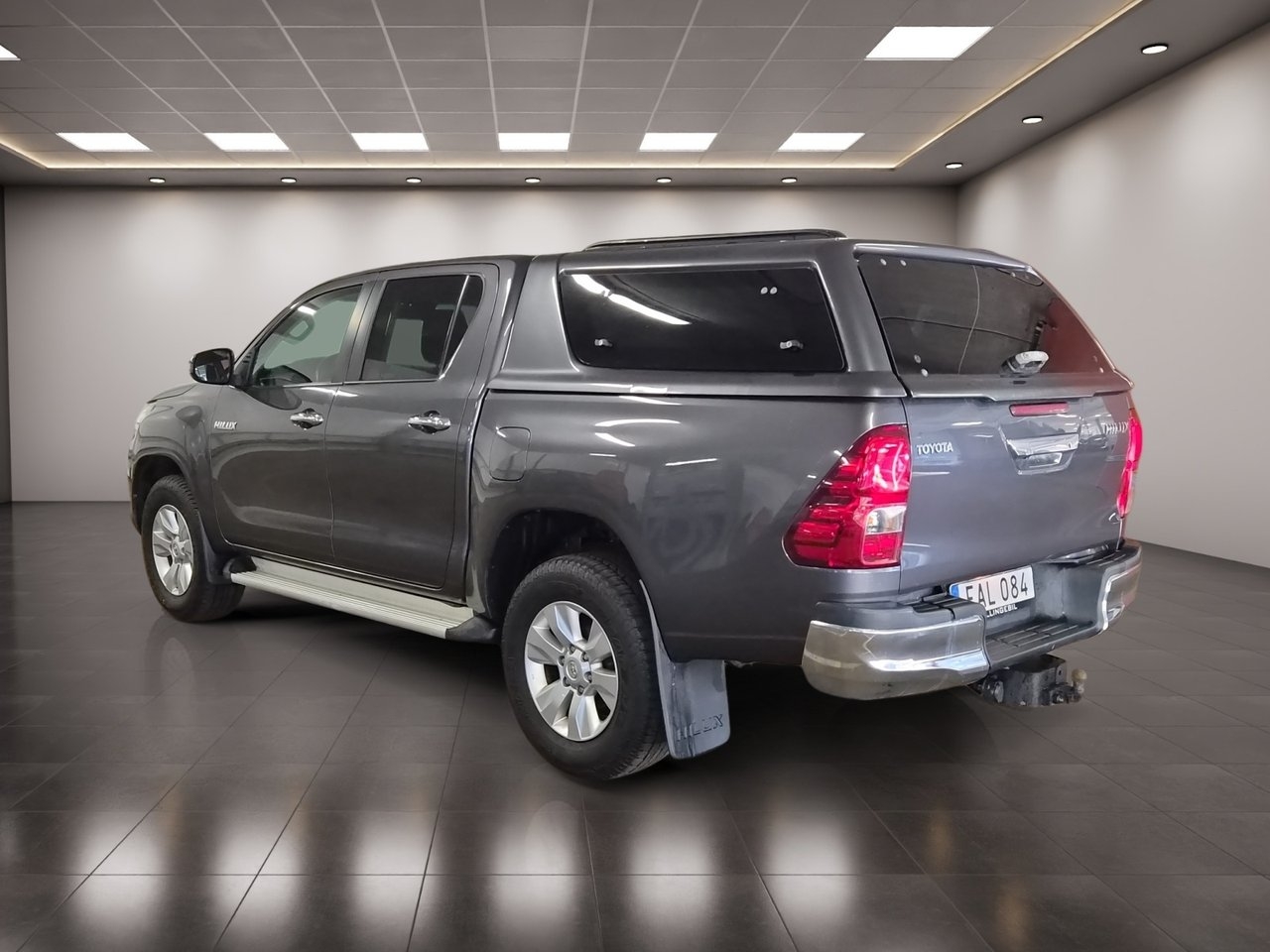 Toyota Hilux 2.4 D-4D 2018, bild 3/10